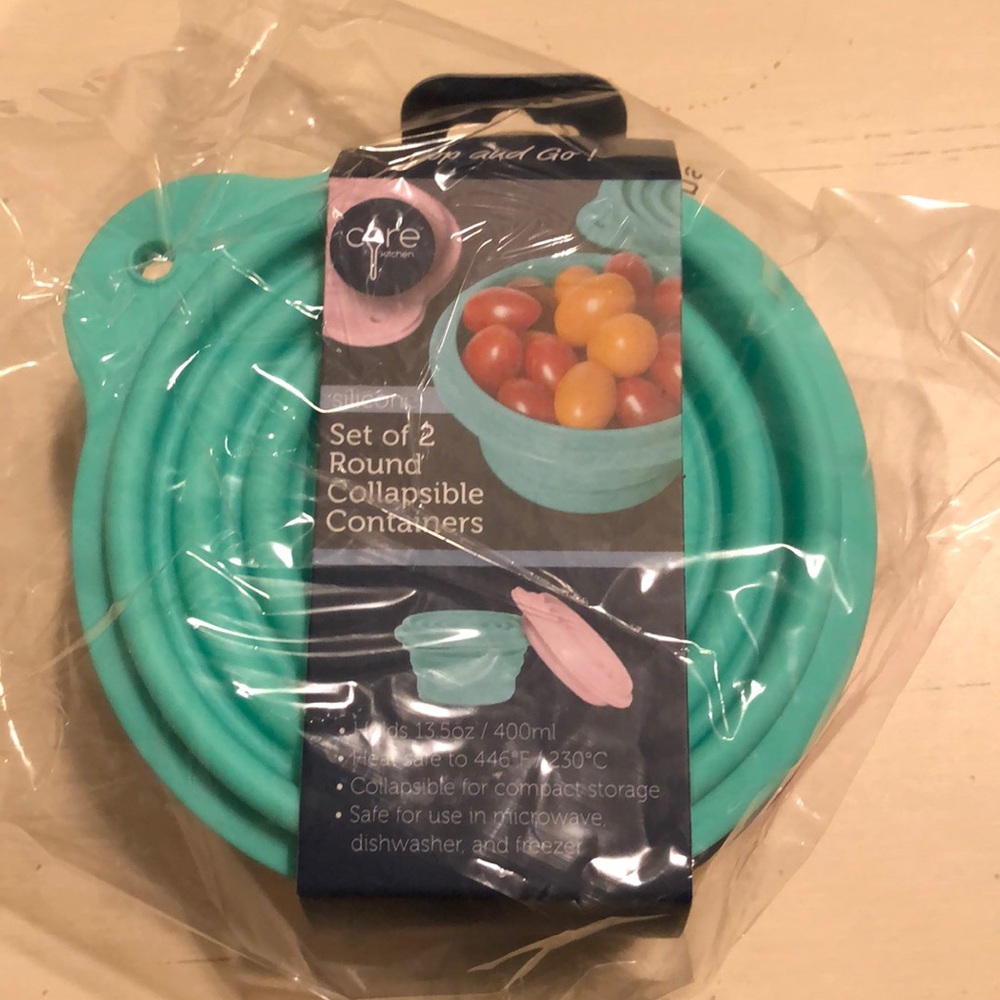 Set of 2 round collapsible containers